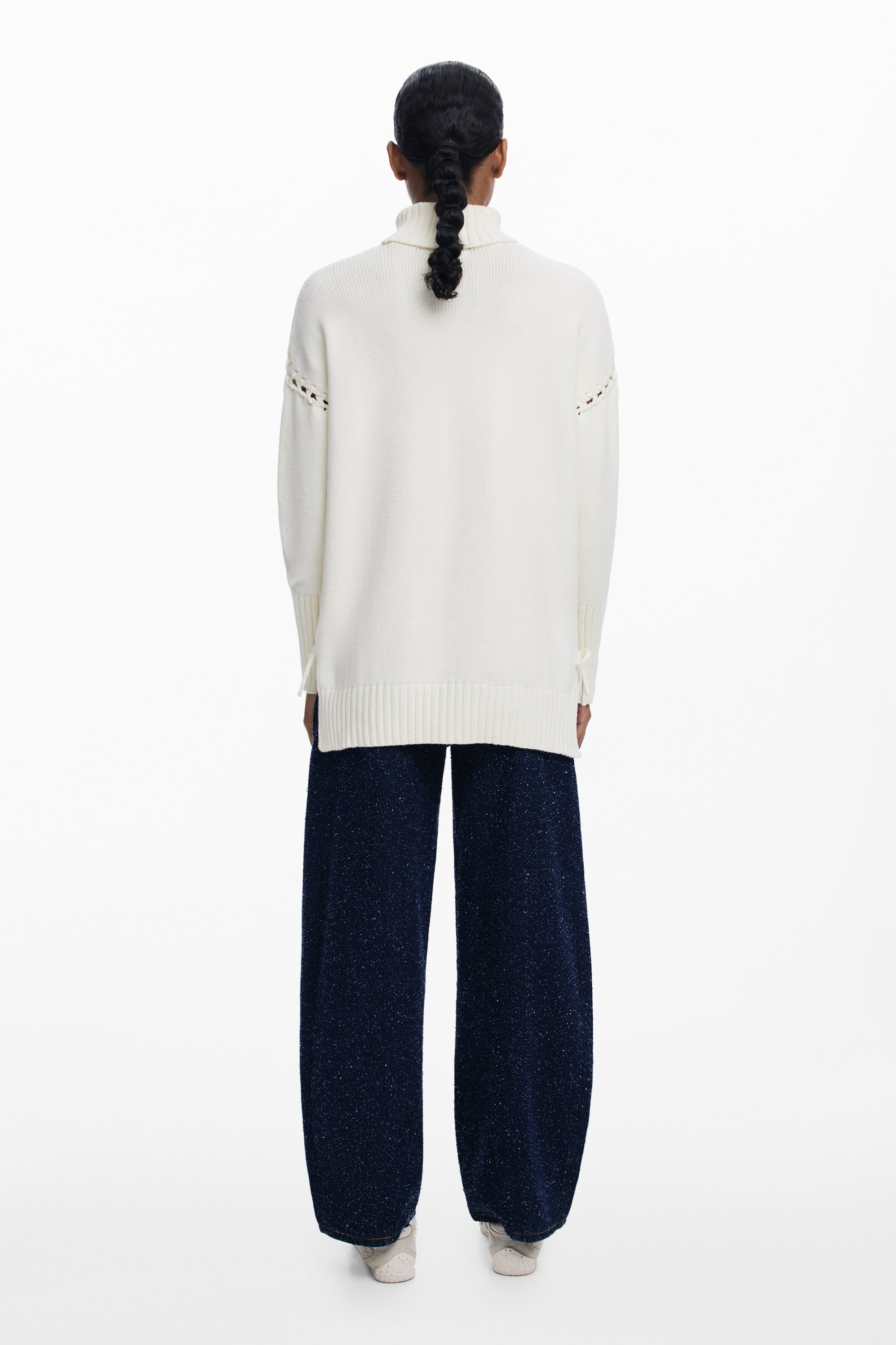 DESIGUAL WOMEN'S WHITE SWEATER