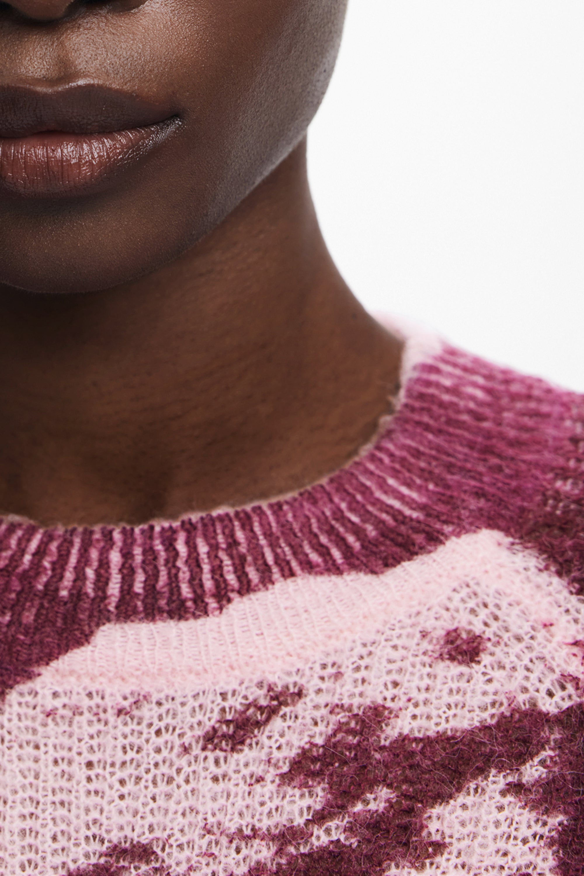 DESIGUAL WOMEN'S PINK SWEATER
