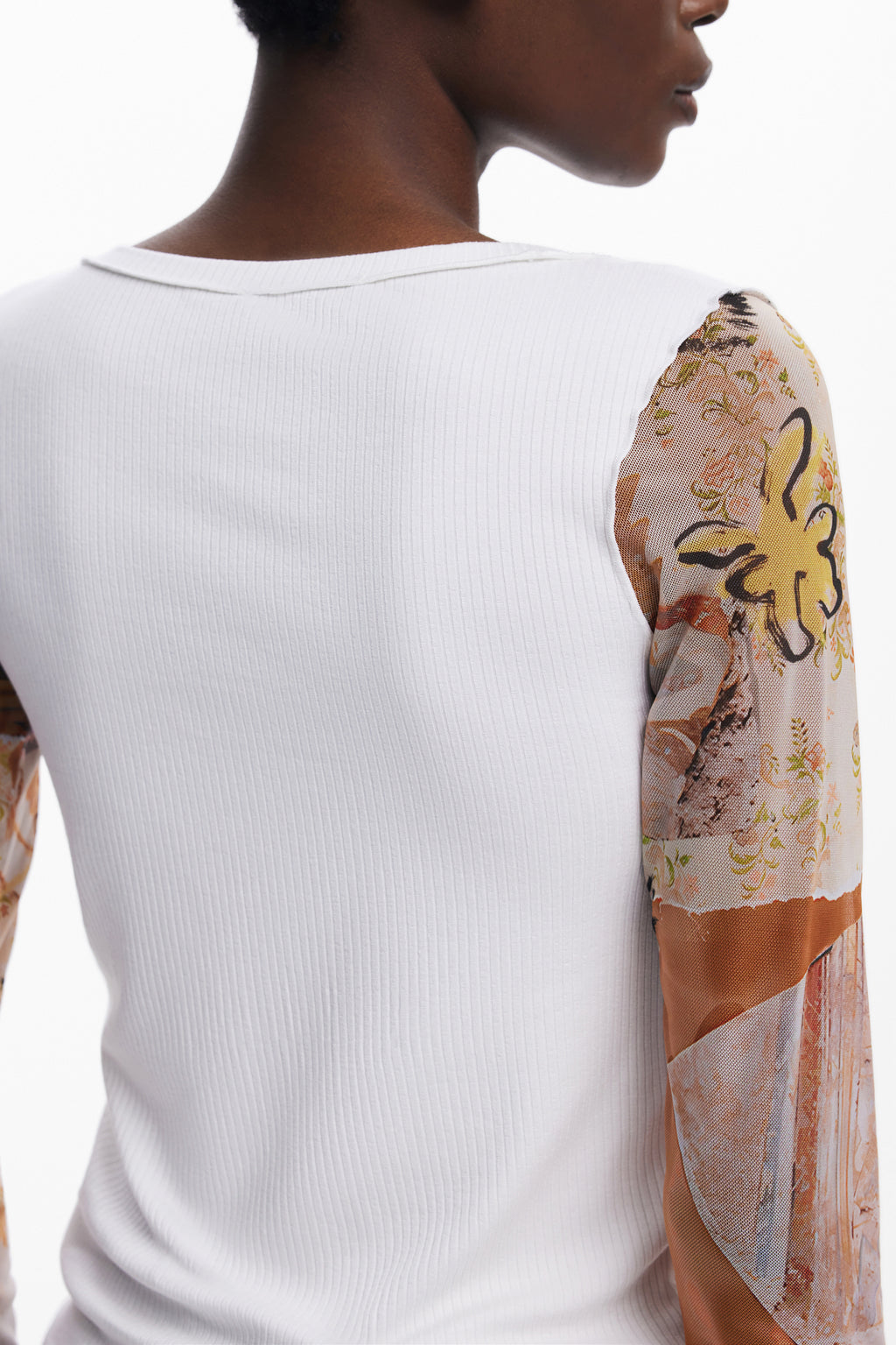 DESIGUAL WOMEN'S WHITE SWEATER