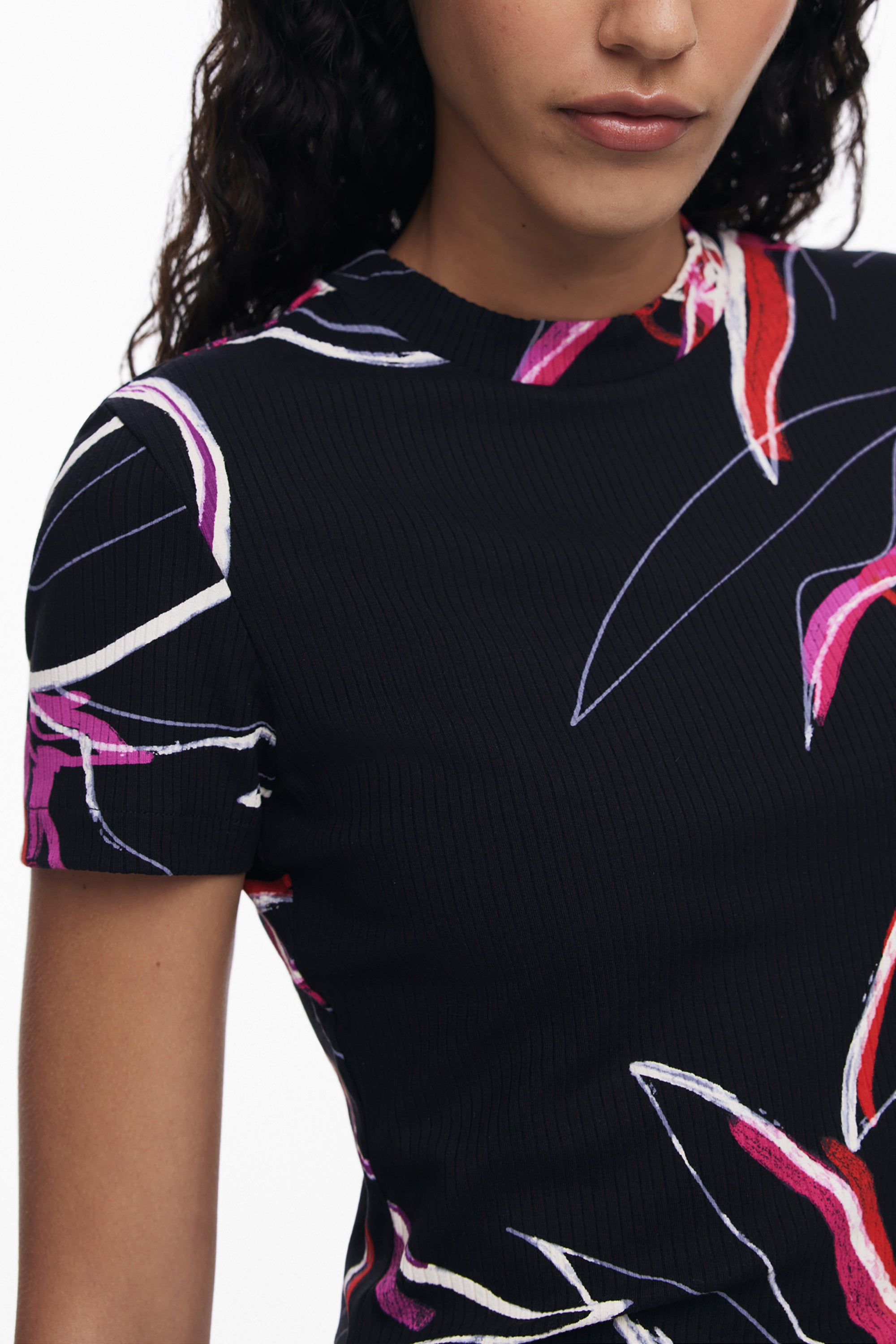 DESIGUAL WOMEN'S SHORT-SLEEVE T-SHIRT BLACK