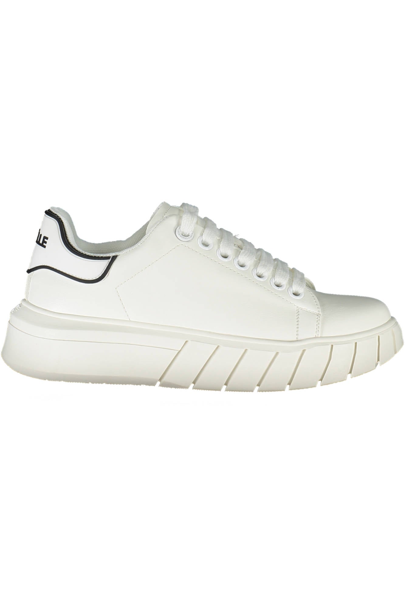 GAELLE WHITE WOMEN'S SPORT SHOES