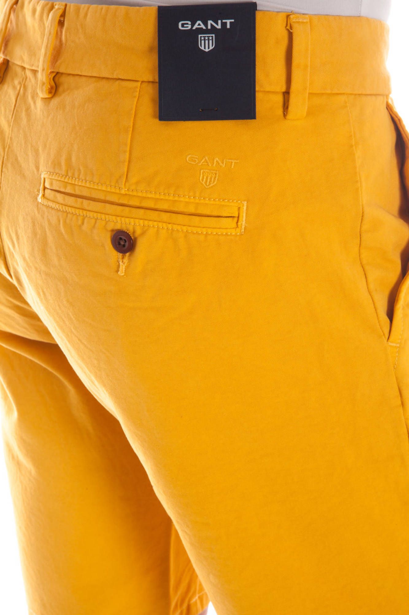 GANT YELLOW MEN'S BERMUDA TROUSERS