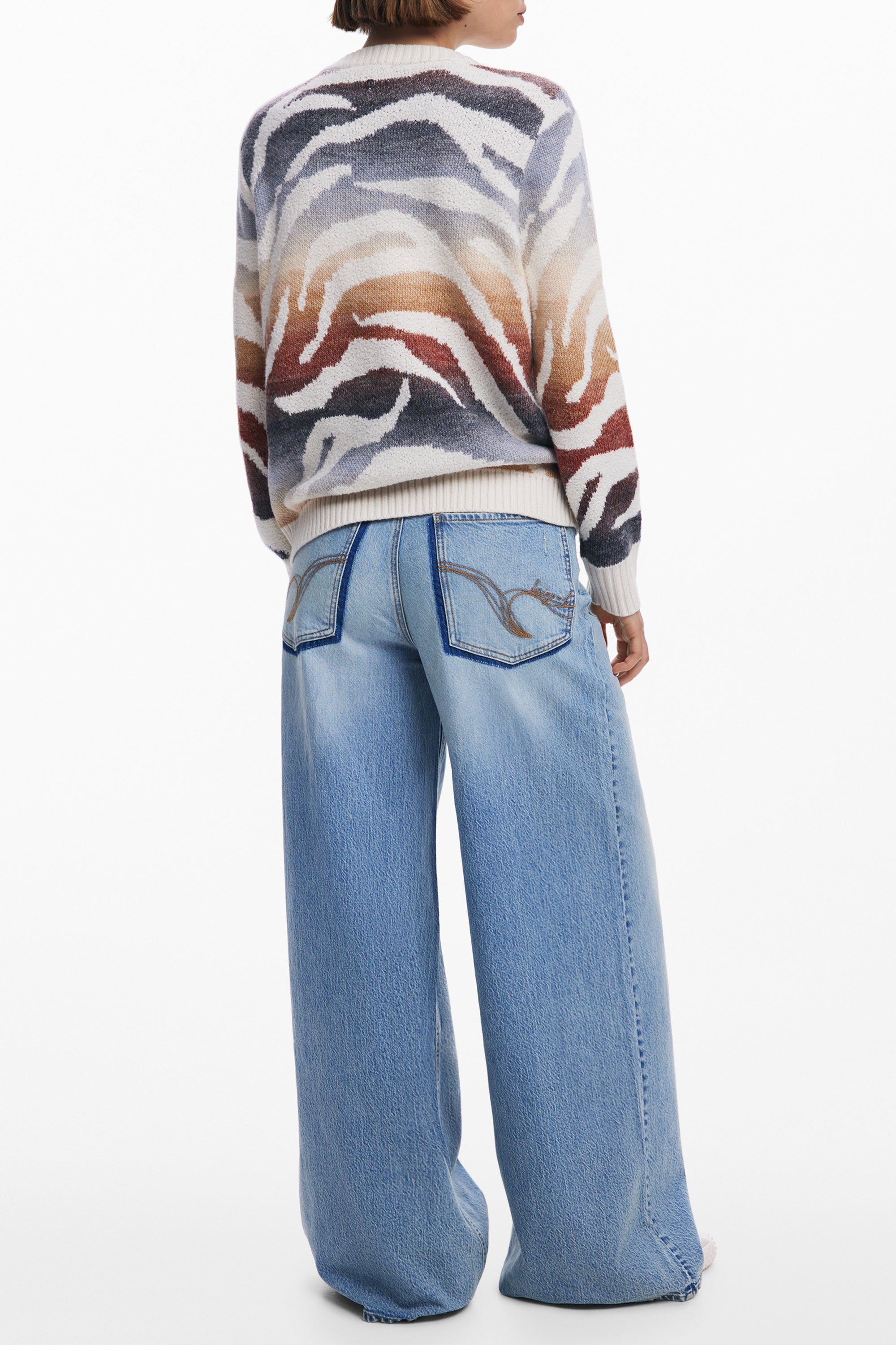 DESIGUAL WOMEN'S WHITE SWEATER